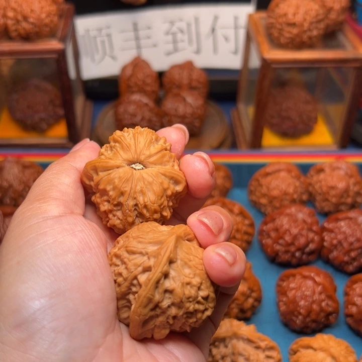 吊坠桃核9****爸好好好好好好好