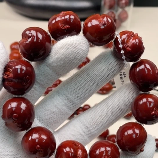 奎***哥橄榄核吊坠橄榄核