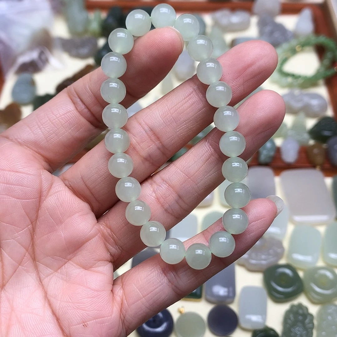 和田玉未镶嵌颈饰胡*聆