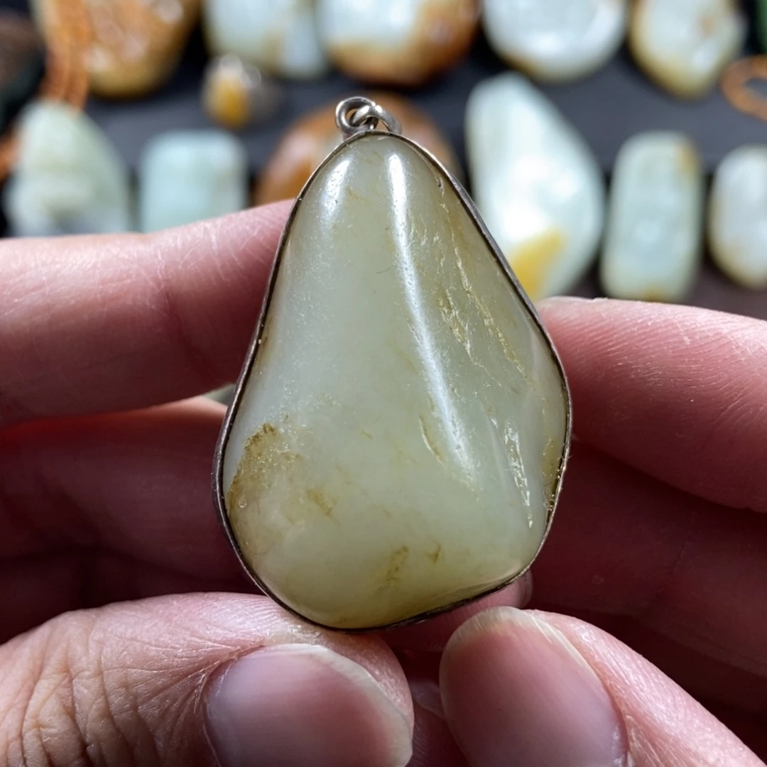 和田玉挂件未镶嵌