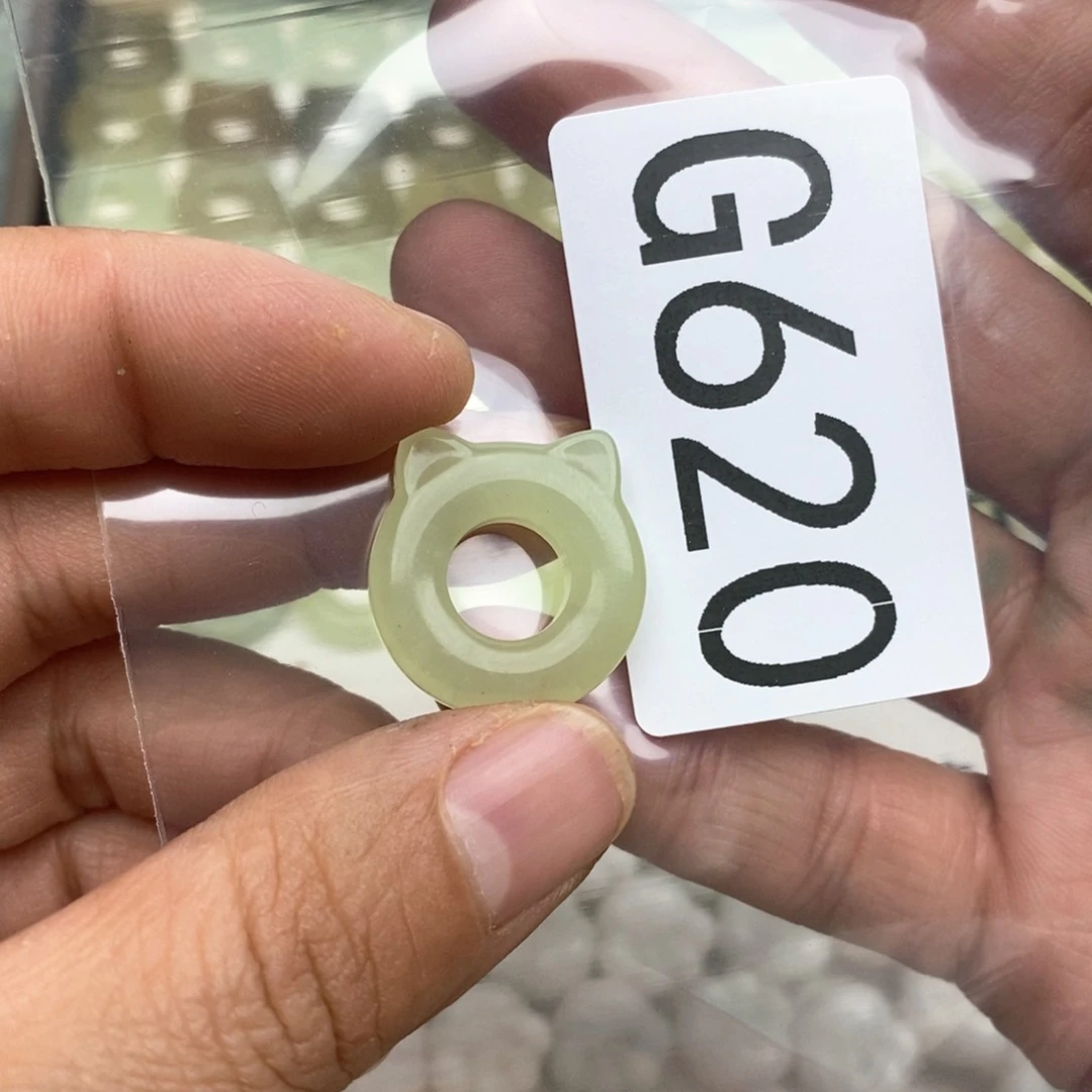 岫玉假一赔十默认微瑕不退不换未镶嵌