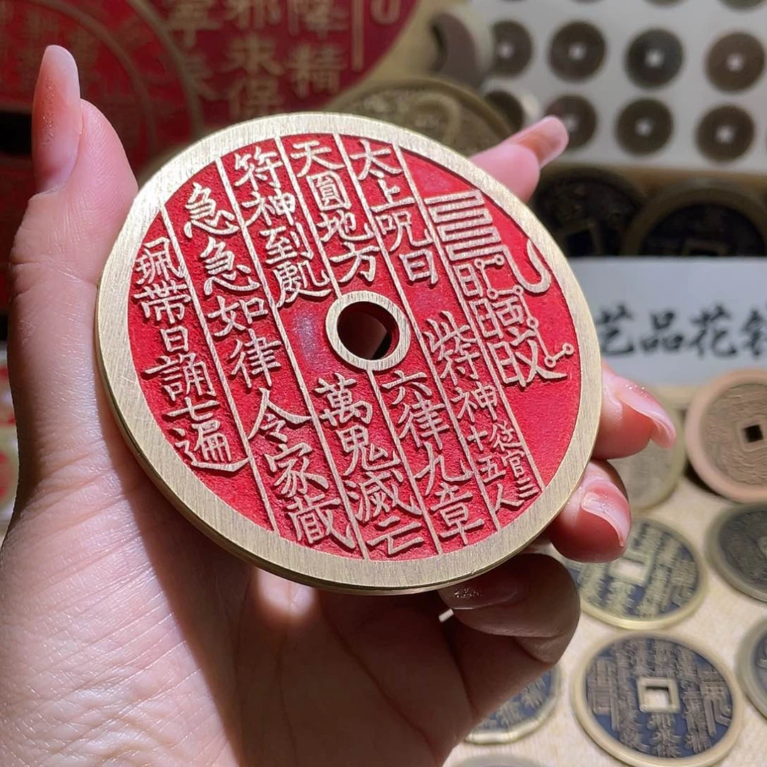 铜铜现代仿制工艺品花钱