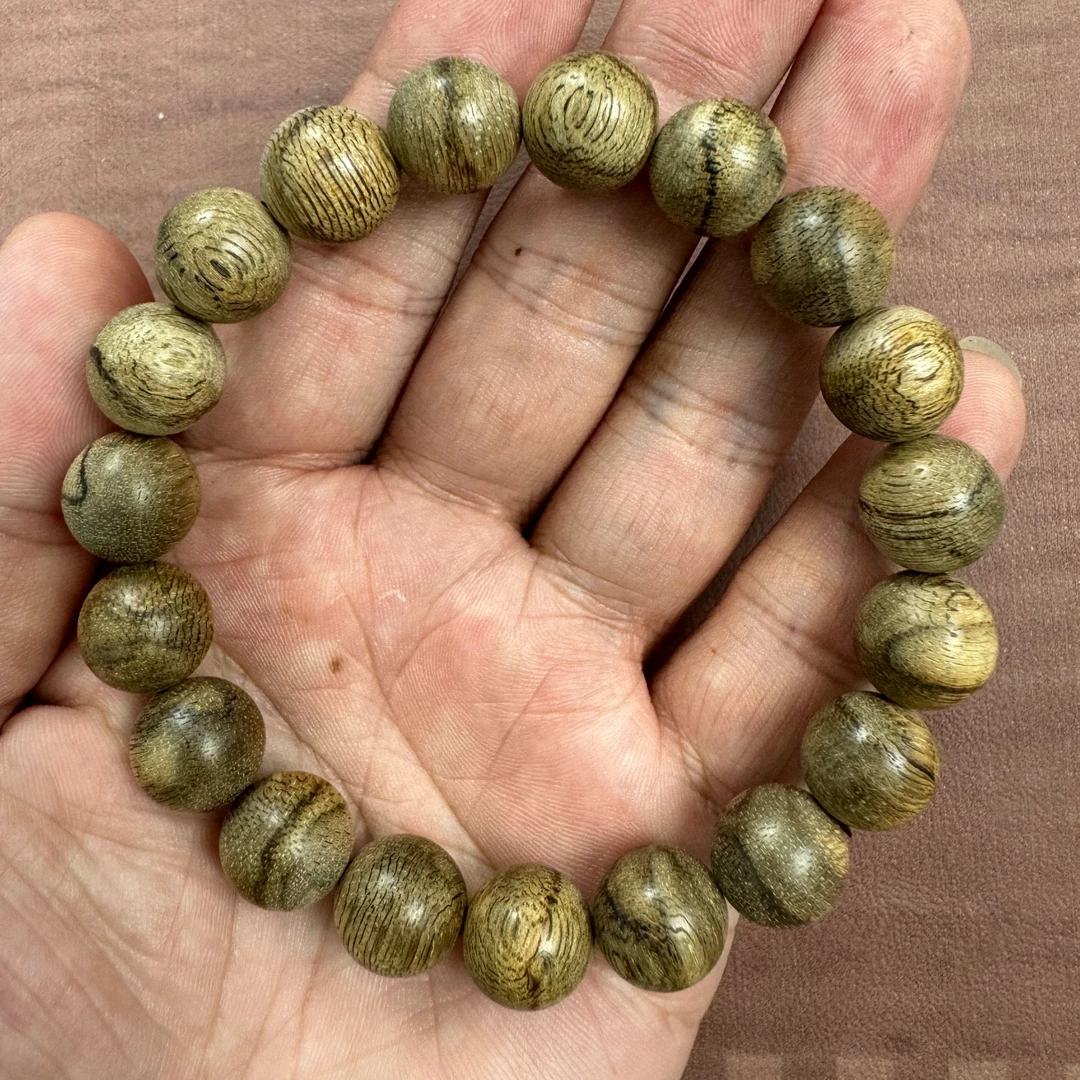 沉香手串柬埔寨菩萨棋11mm10克19颗天然沉香单圈多样性发一