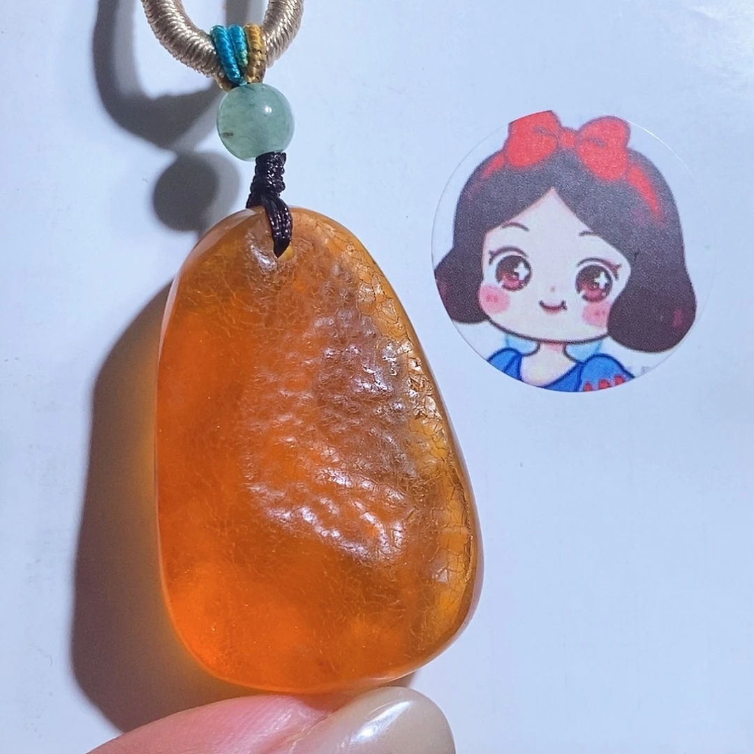 未镶嵌琥珀珠宝奇石