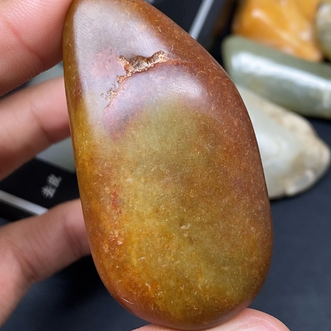 和田玉（糖玉）未镶嵌挂件