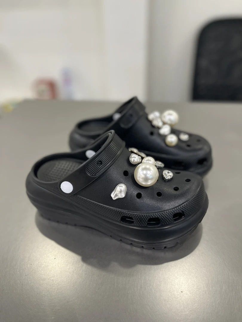 2025夏季新款泡芙高跟网红洞洞拖鞋ins松糕鞋珍珠洞洞鞋diy