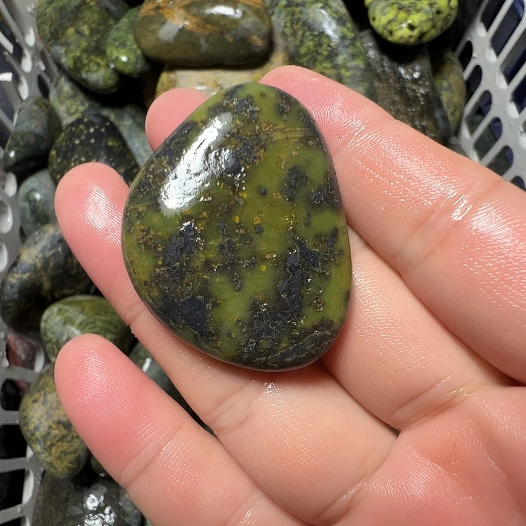 蛇纹石玉合金珠宝奇石一****~