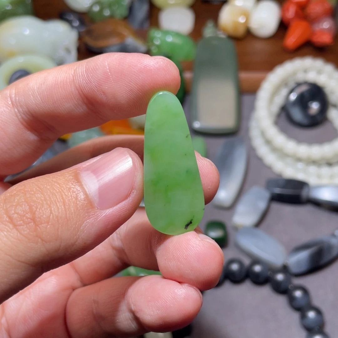 和田玉颈饰未镶嵌天**甜