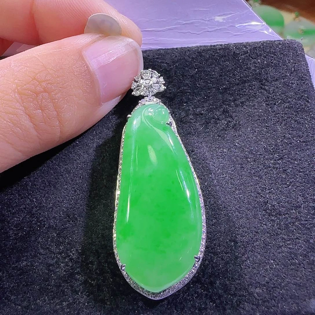 翡翠18K金镶嵌吊坠(不含链)