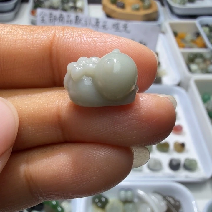 和田玉未镶嵌珠宝奇石