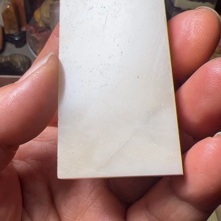 寿山石印石雪白的薄片片