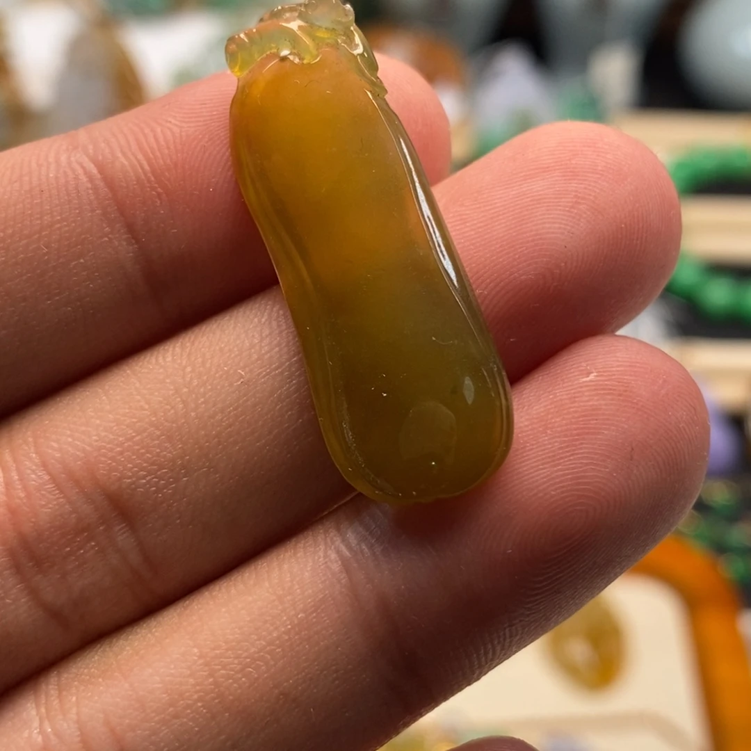 翡翠未镶嵌颈饰翡翠未镶嵌福瓜吊坠