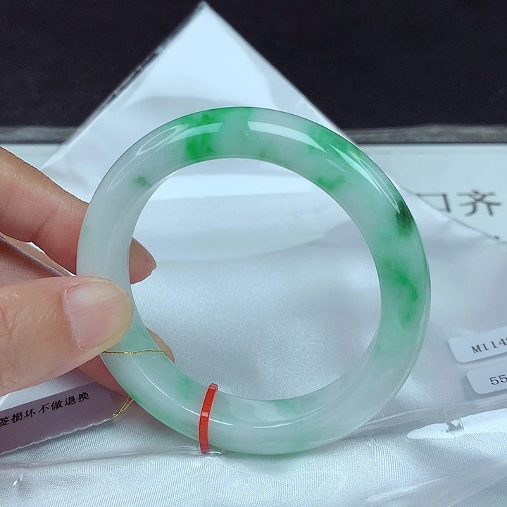 翡翠未镶嵌手镯55圈4852
