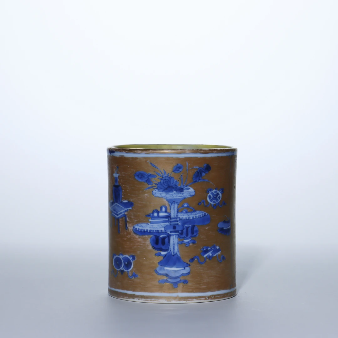 Lot.6036 463 清康熙 青花金彩博古纹笔筒 H:14.2 D:12.3