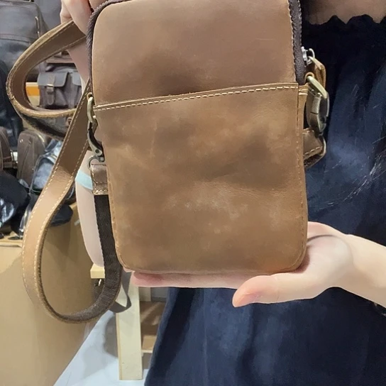 头层牛皮牛皮（革）斜挎包945