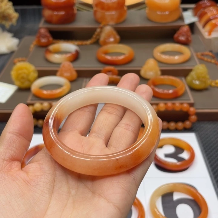 石英质玉（黄龙玉）合金手镯