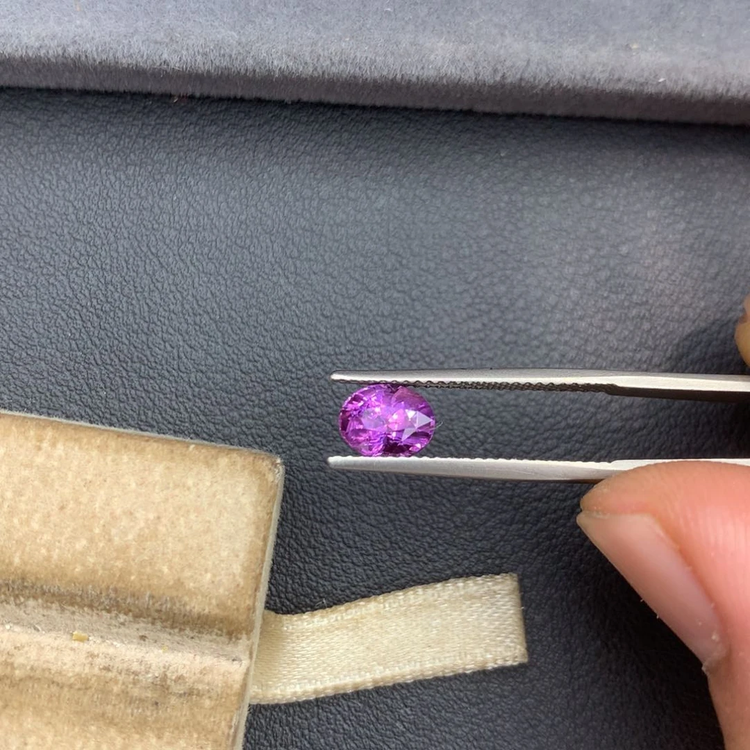 裸石蓝宝石1.54ct薰衣草