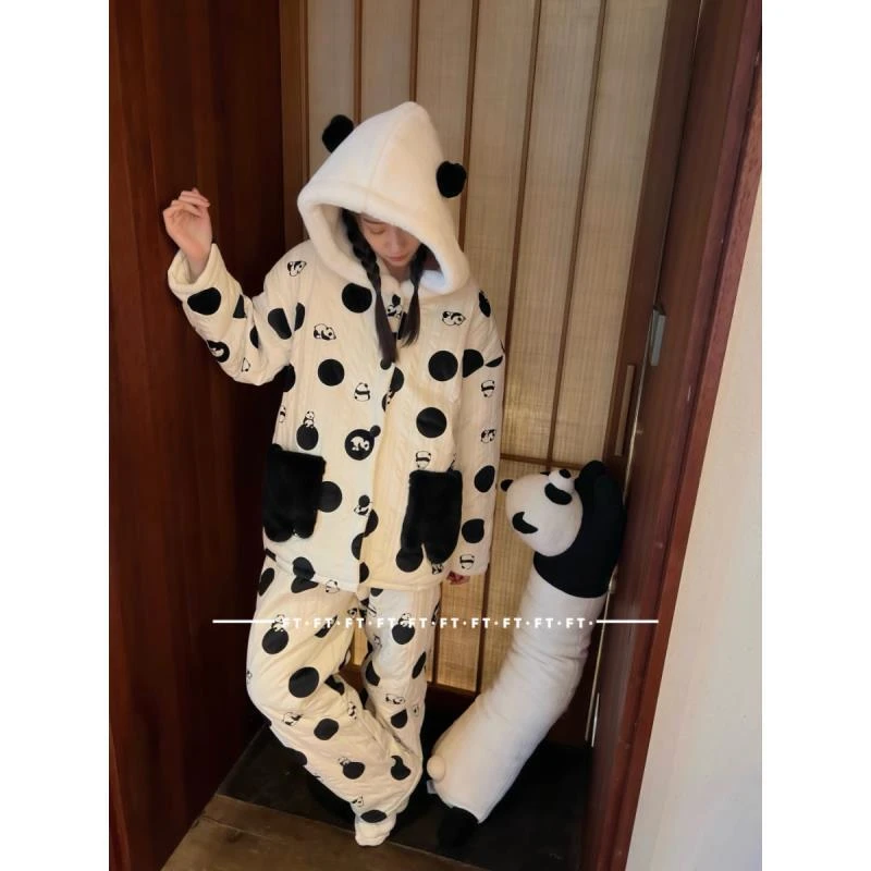 冬季三层夹棉女睡衣印花熊猫保暖家居服可外穿连帽可爱套装