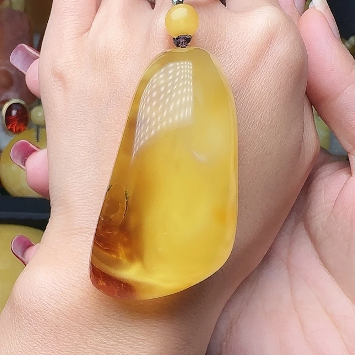 琥珀未镶嵌手链吊坠