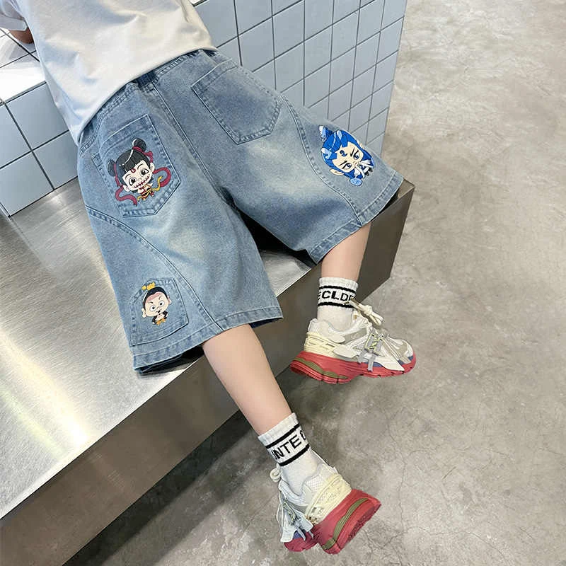 童装男童牛仔短裤夏季薄款2025新款儿童哪吒印花中大童夏装男孩潮