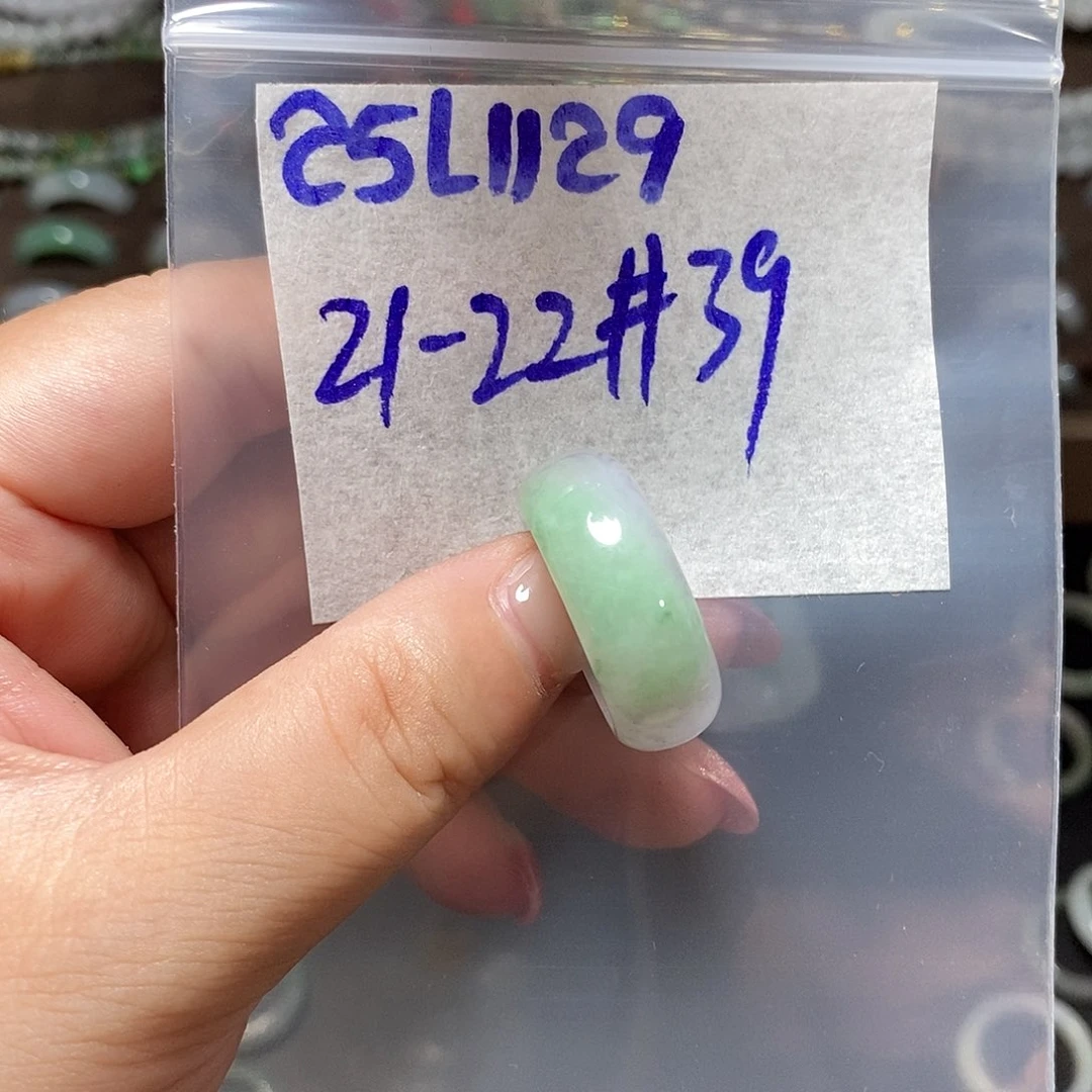 未镶嵌定制翡翠翡翠