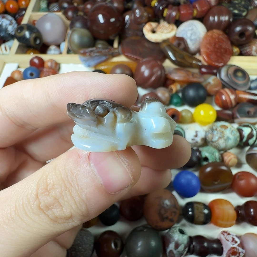 玛瑙/玉髓未镶嵌纯天然玛瑙