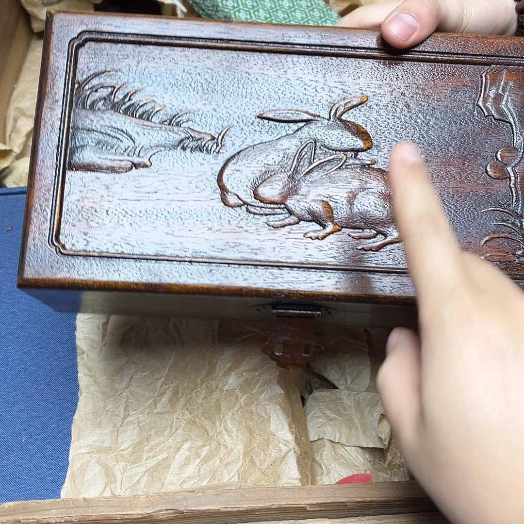 大叶紫檀（黑酸枝木类）