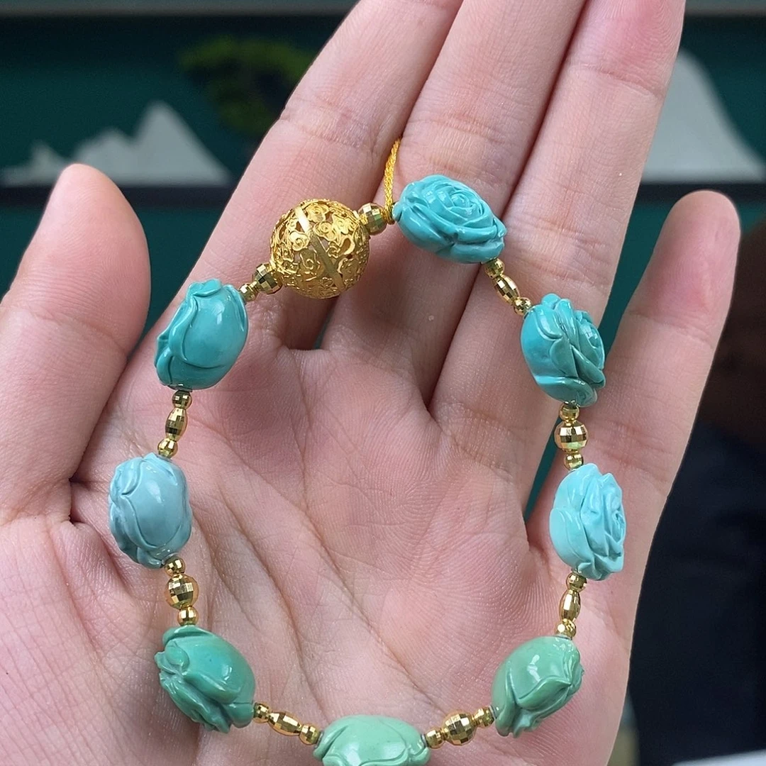 绿松石18K金镶嵌挂件