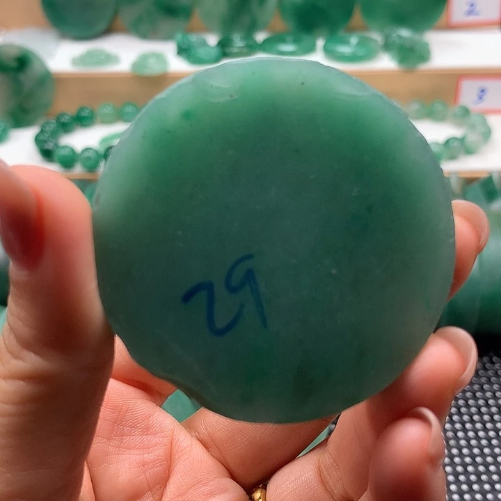 石英质玉毛料未镶嵌