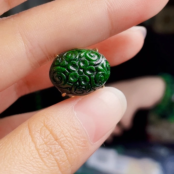 翡翠银S925镶嵌颈饰多样性