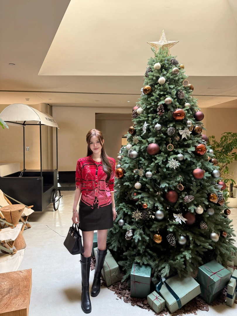 WAN2高定  红绸心事·爱心环扣100%美丽奴羊毛彩绘针织衫（扬子纱）