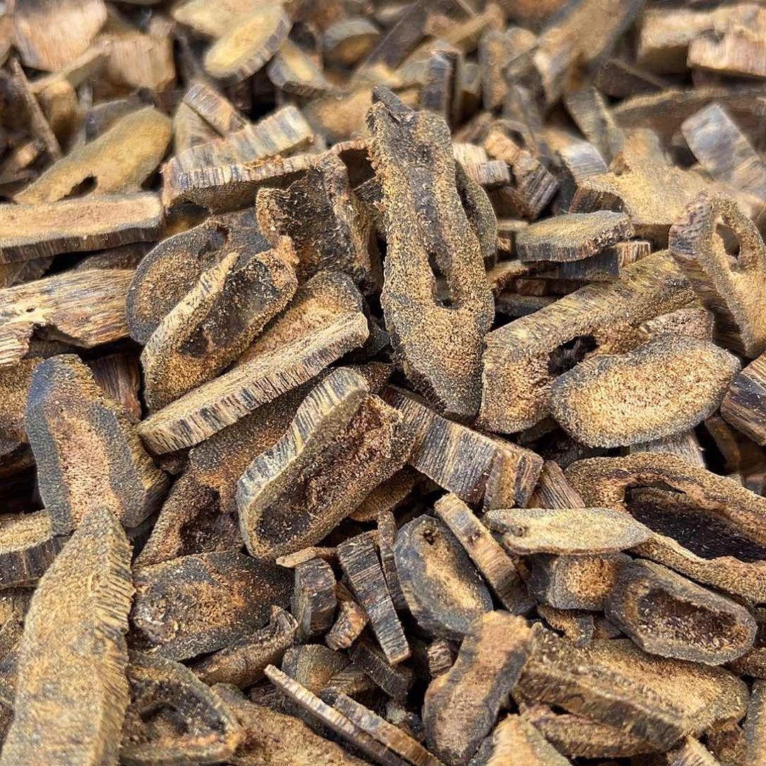 沉香摆件虫漏碎料30克多样性发一份