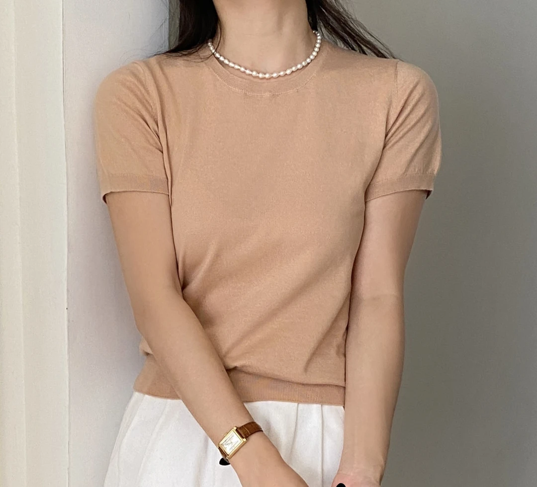 刺绣匹马棉短袖圆领T恤-夕夕