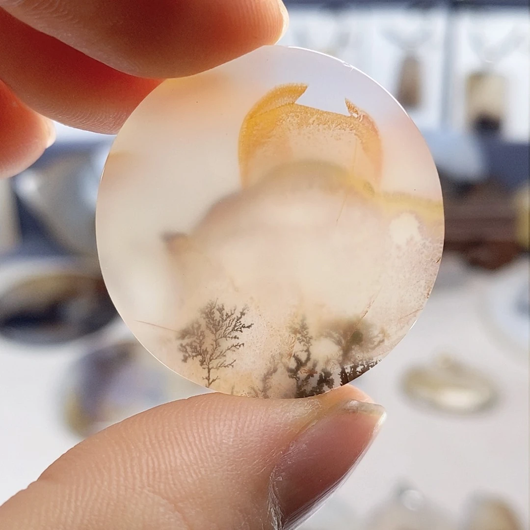 未镶嵌玛瑙/玉髓珠宝奇石极****石