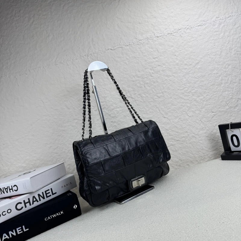 95新 Chanel/香奈儿 黑银2.55链条包 底长30 14开