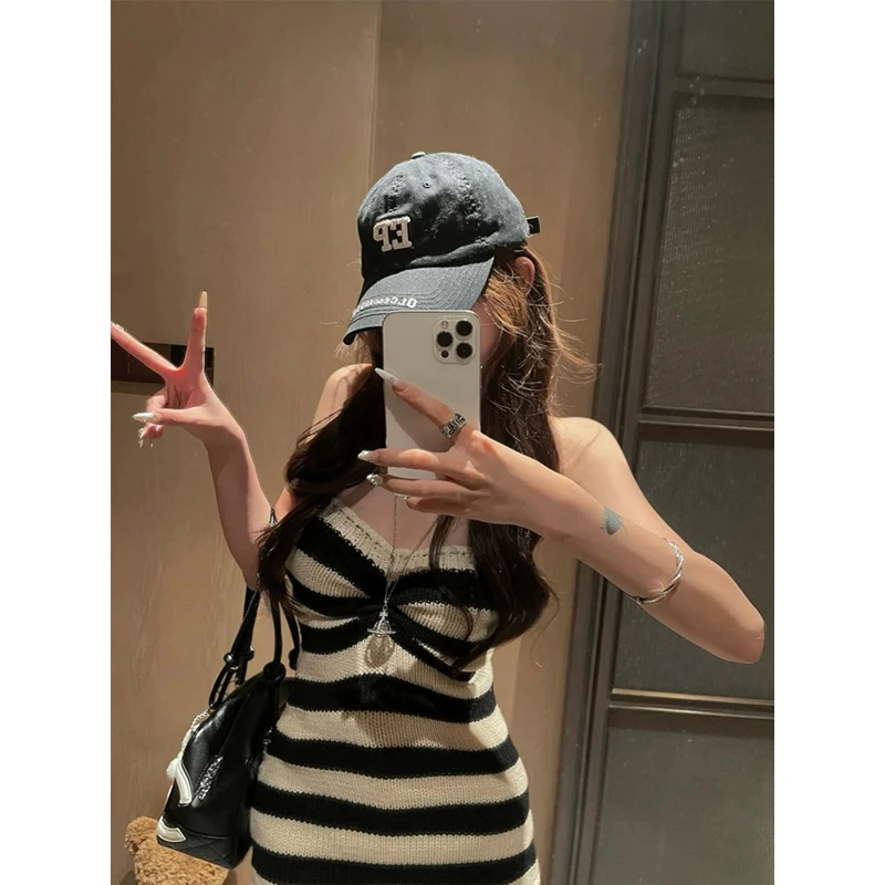 Moses Queen/魔西女王撞色纯欲辣妹条纹修身显瘦包臀针织高级内搭