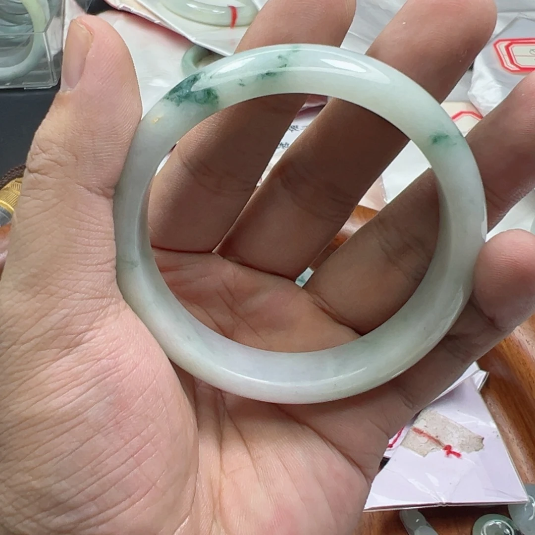 未镶嵌手镯翡翠55.2飘花细腻