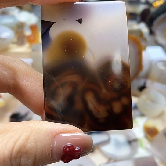 玛瑙/玉髓颈饰未镶嵌