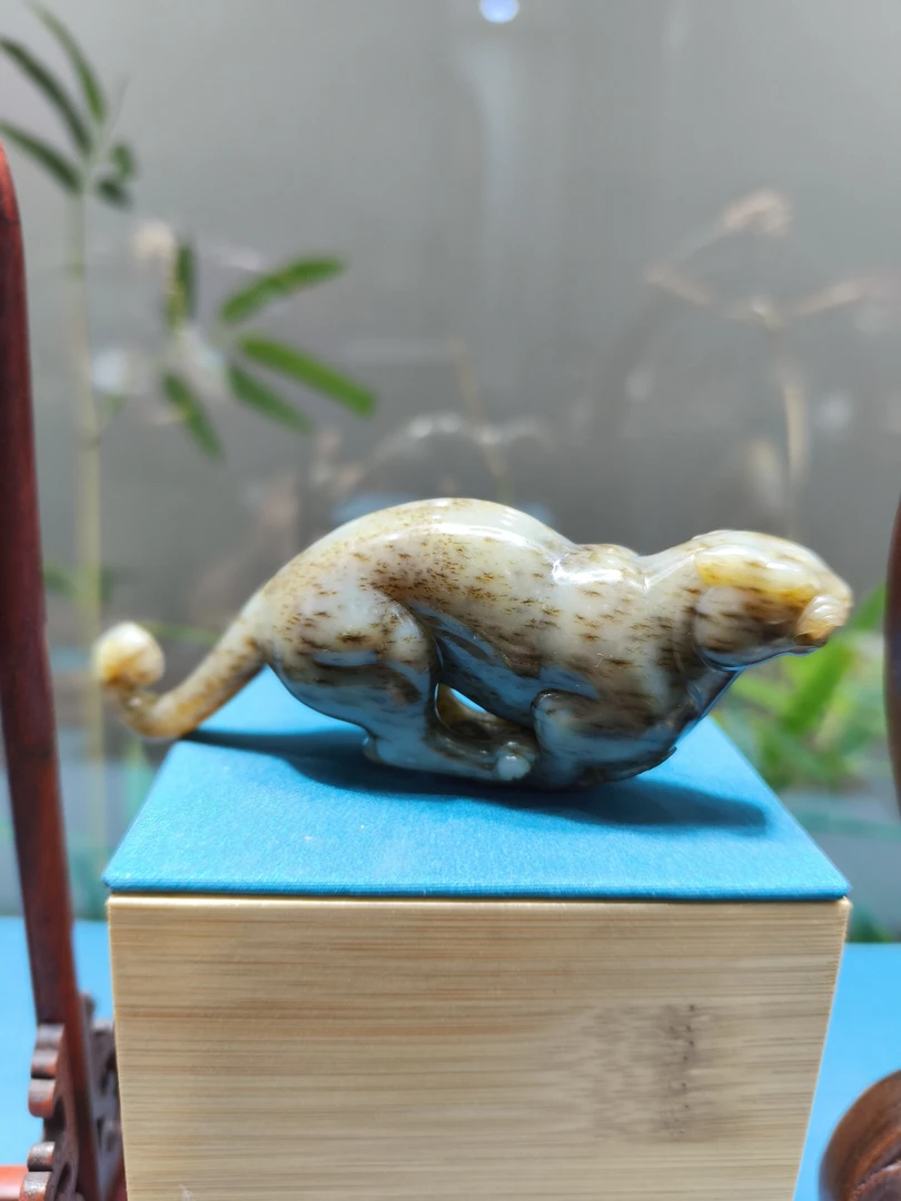 和田玉子料报喜，海派大师作品，精美绝伦