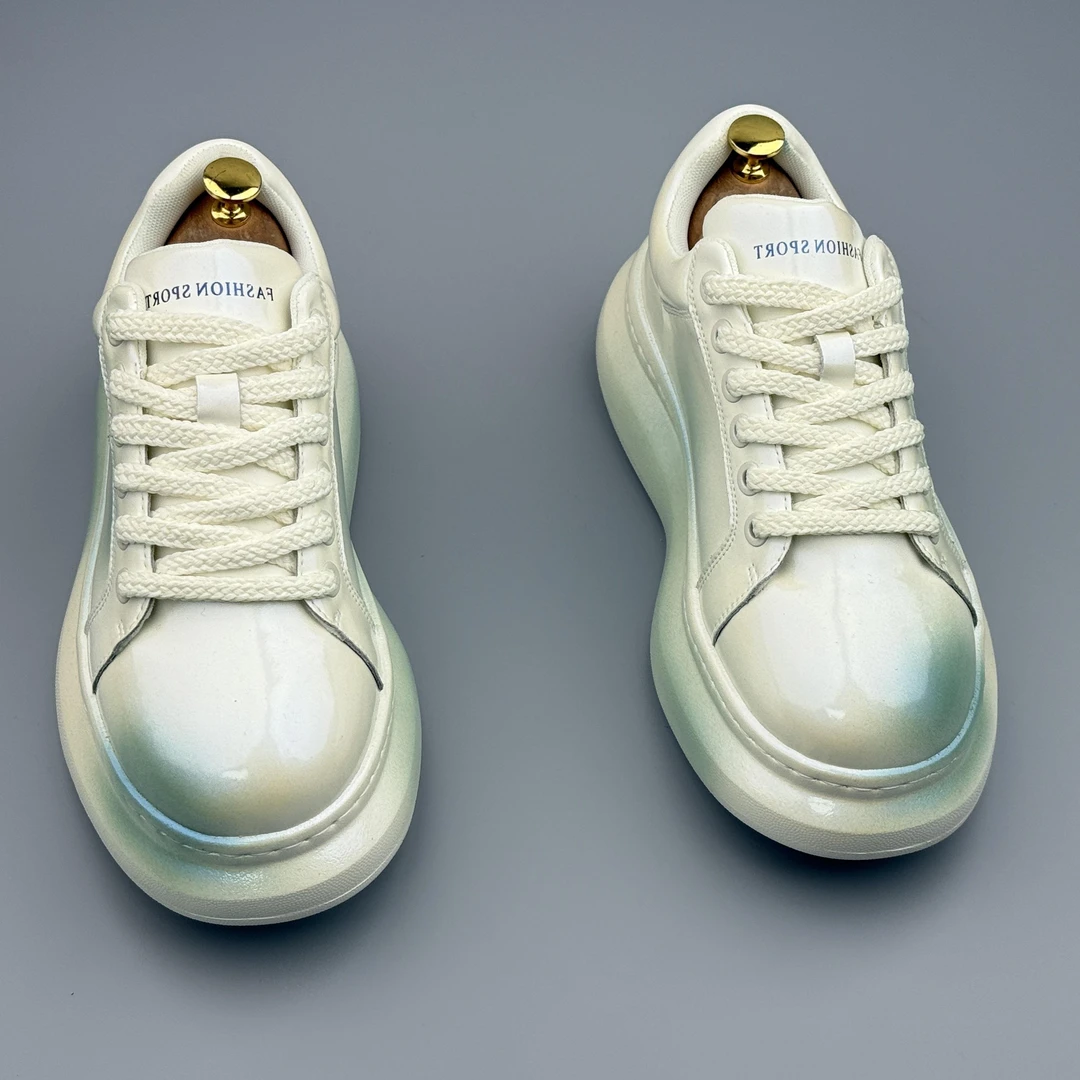 厚底小白鞋男2025新款秋季潮牌炫酷板鞋白色潮鞋男款内增高休闲鞋