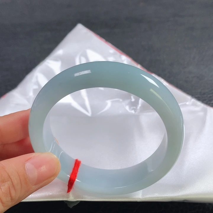 翡翠未镶嵌手镯55圈