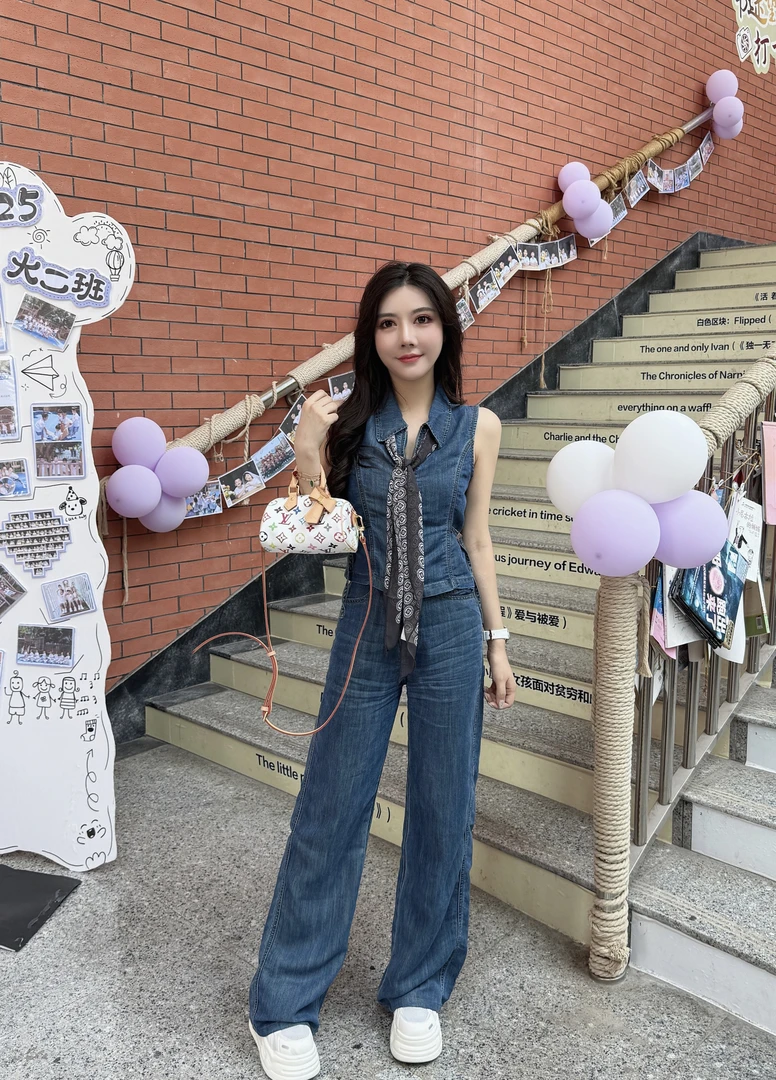 真真：夏季薄款 时尚收腰显瘦高级感 小个子牛仔套装