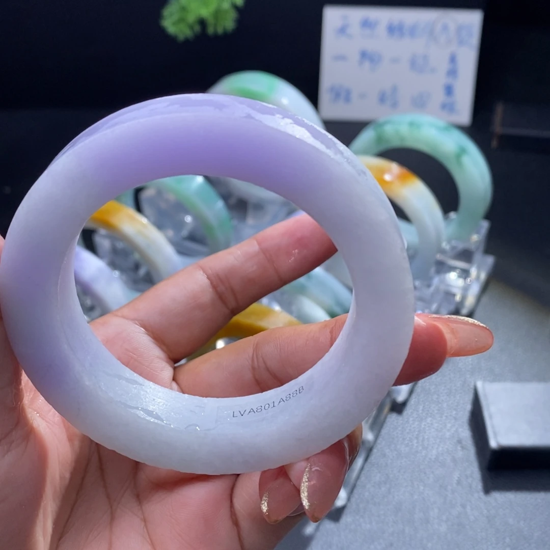 定制翡翠未镶嵌翡翠手镯