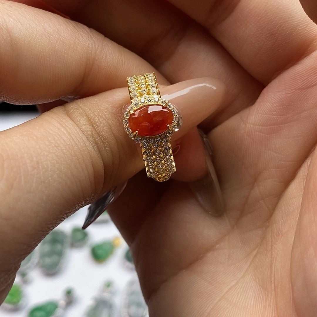 翡翠未镶嵌戒指翡翠