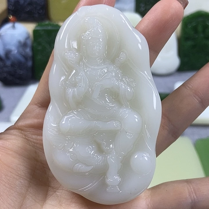 颈饰未镶嵌和田玉