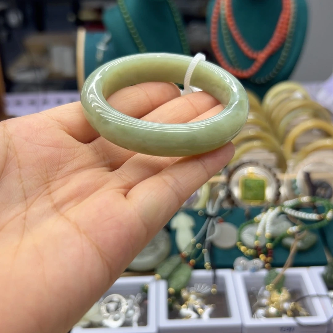 和田玉手镯未镶嵌51圈围1869