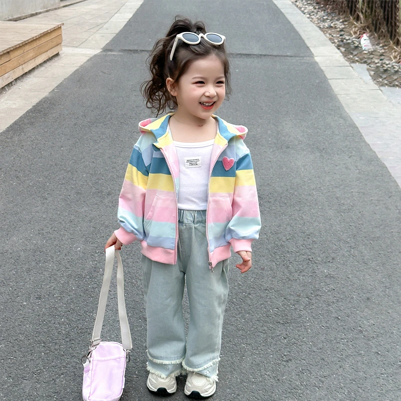 女童外套春秋款宝宝春季小童薄款衣服儿童连帽拉链卫衣春装小女孩