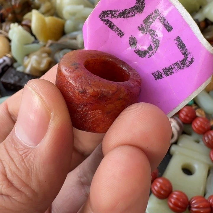 一***秋和田玉未镶嵌颈饰