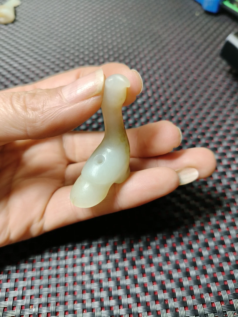 新疆和田玉白玉挂件