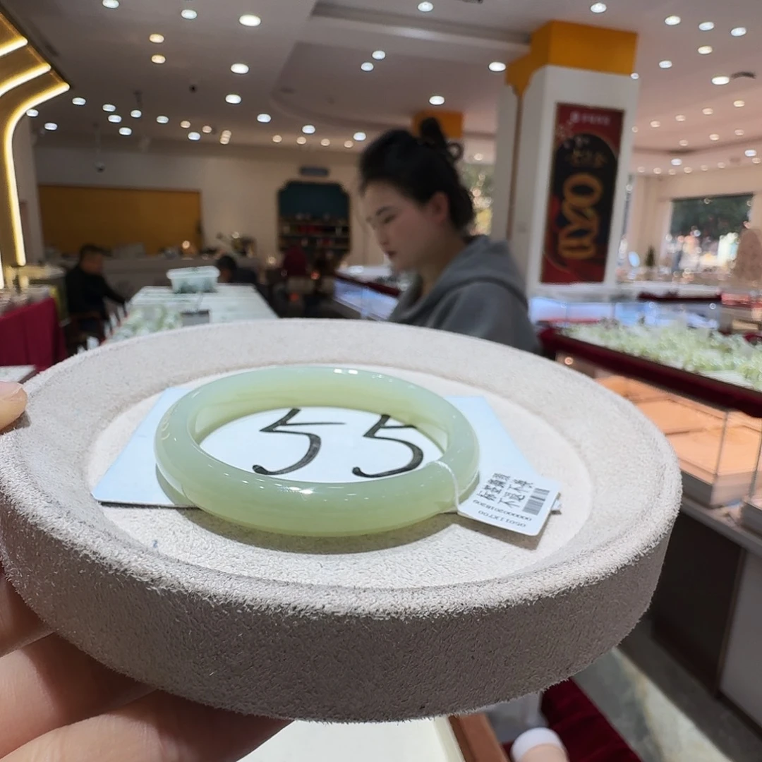 和田玉未镶嵌手镯276